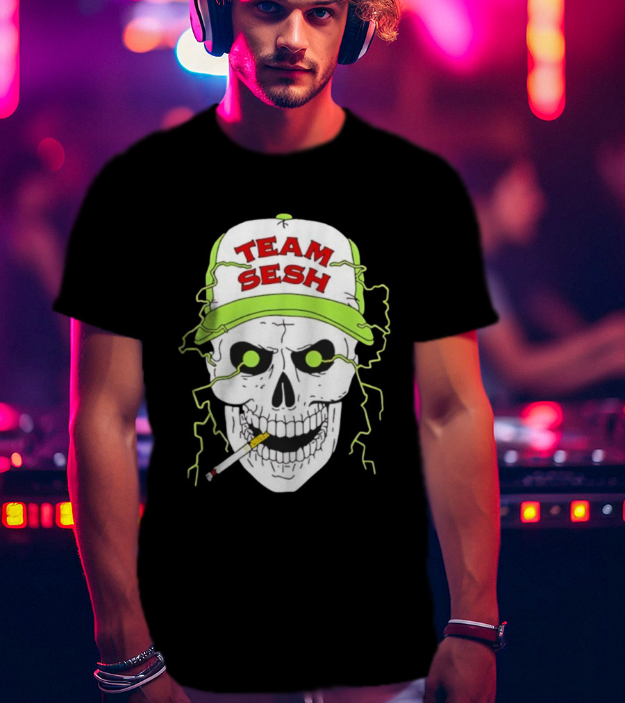 Team Sesh Skull Smoking Bone Tour North America 2025 T-Shirt