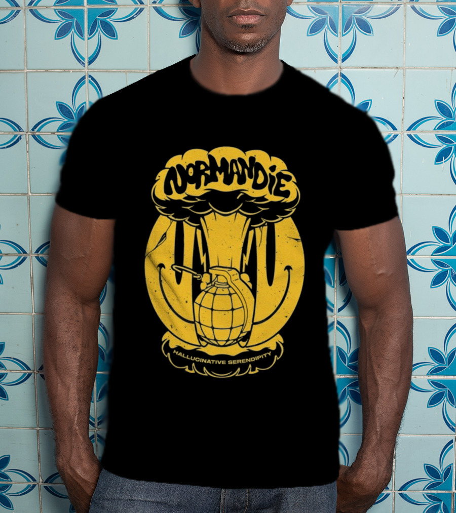 Normandie Hallucinative Serendipity Bomb Retro Style T-Shirt