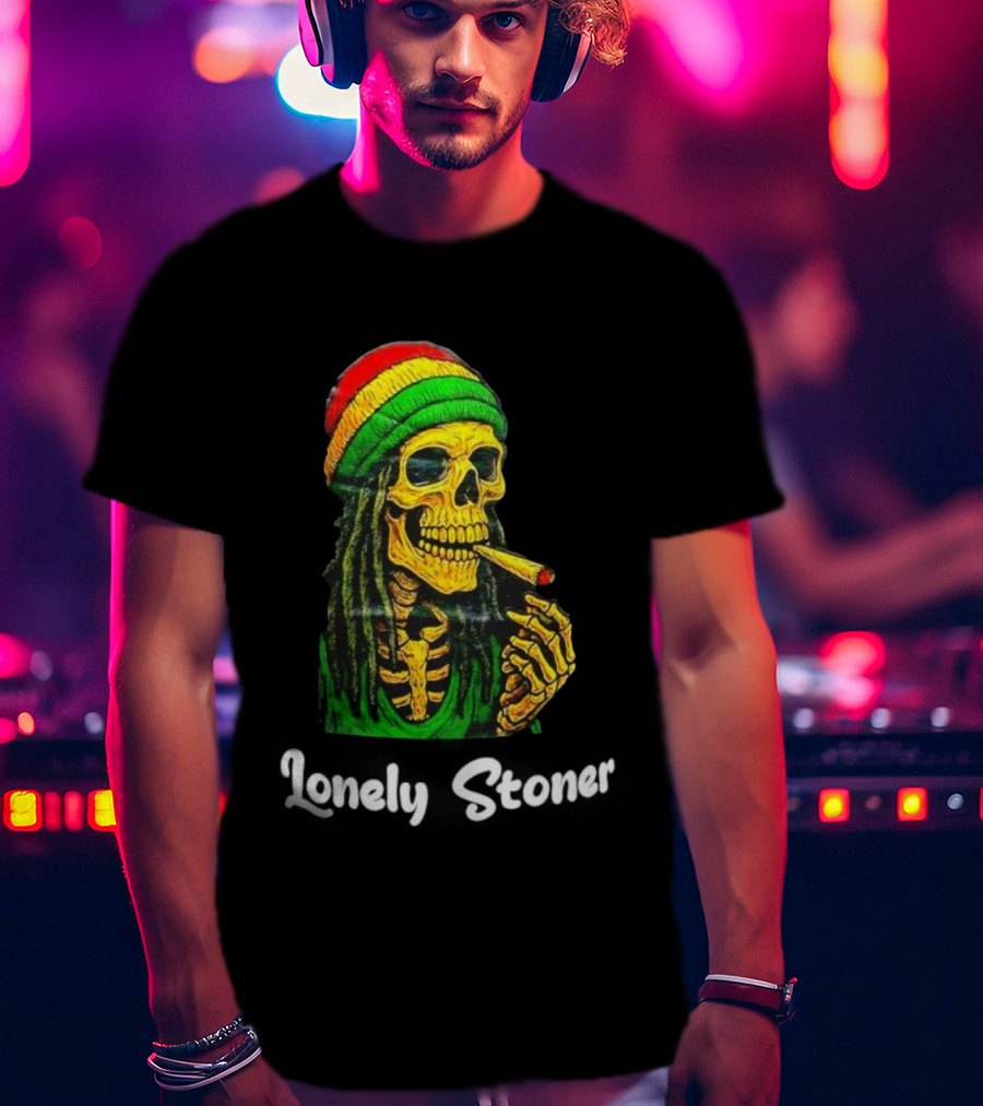 Lonely Stoner Dreadlocked Skull Smoking Rasta Colors T-Shirt
