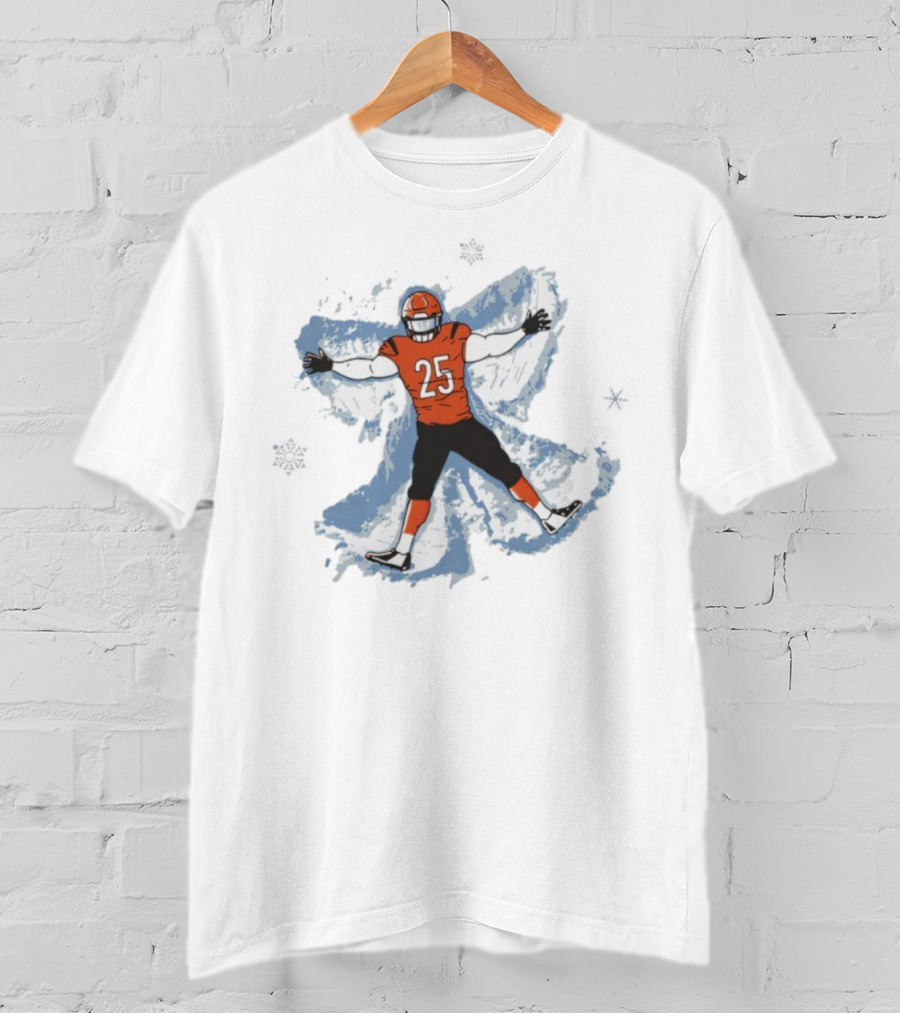 Cincinnati Football Player 25 Making Snow Angel Winter Theme T-Shirt