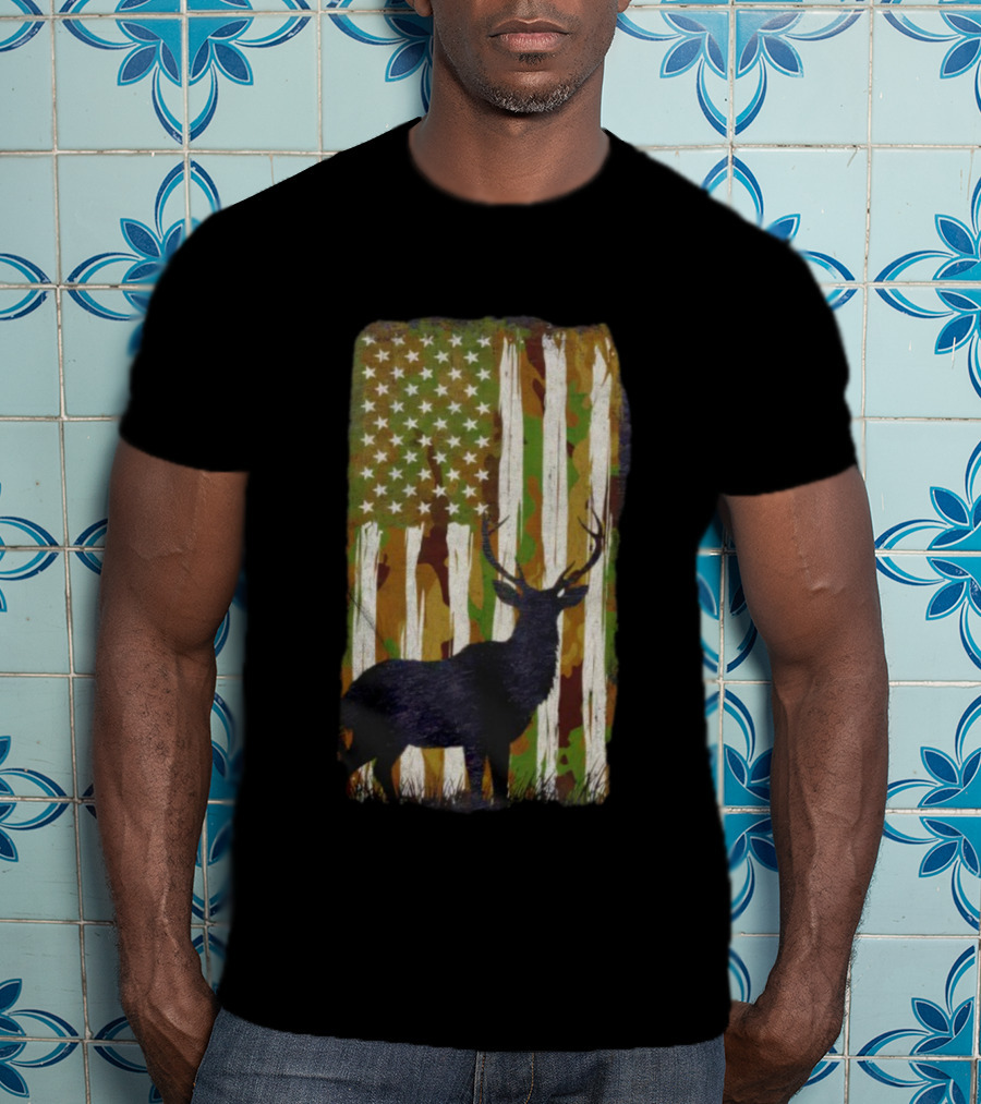 Camo Buck American Flag Camouflage Silhouette T-Shirt