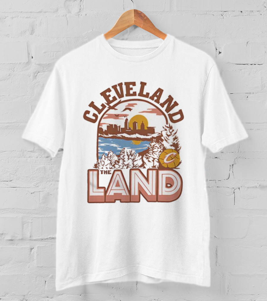 Cleveland Skyline The Land C Basketball Icon Lake Scene T-Shirt