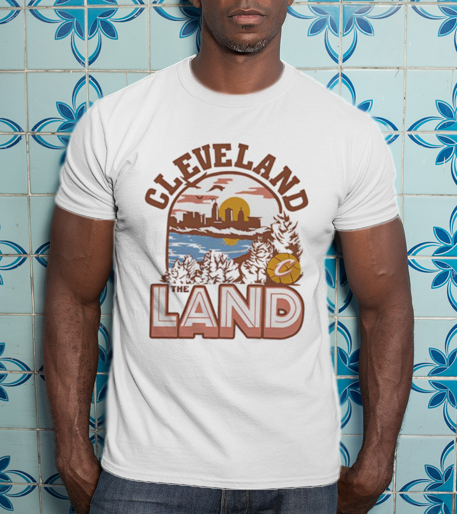 Cleveland Skyline The Land C Basketball Icon Lake Scene T-Shirt