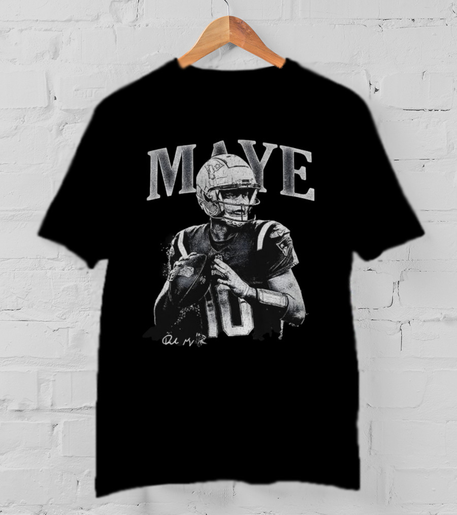 Drake Maye New England Patriots NFL Football Player T-Shirt