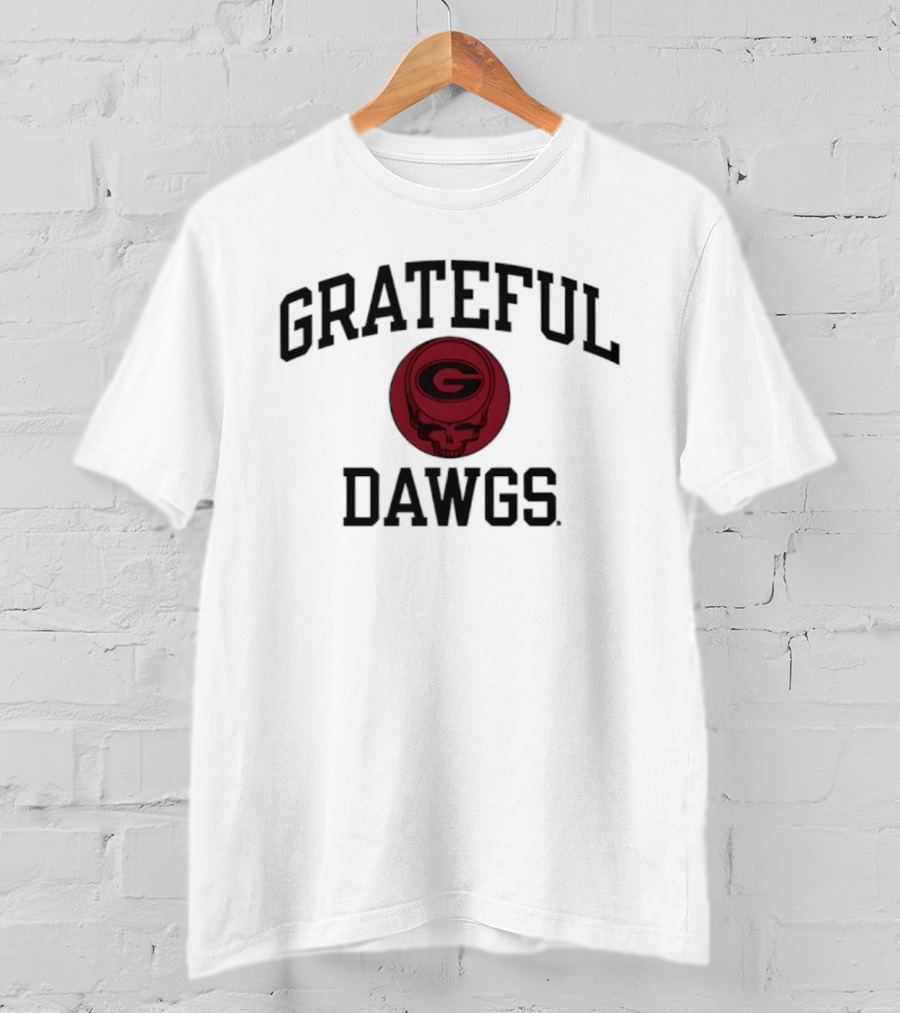 University Of Georgia Grateful Dead Dawgs Skull Logo T-Shirt
