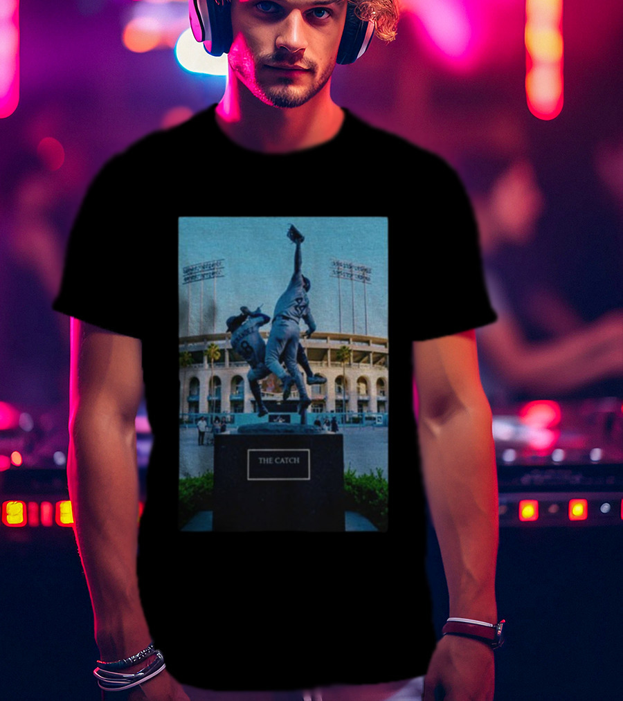 Hernandez Pages The Catch Dodgers World Series Monument T-Shirt