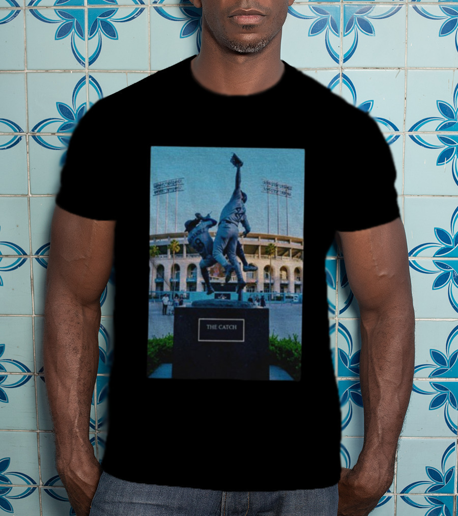 Hernandez Pages The Catch Dodgers World Series Monument T-Shirt