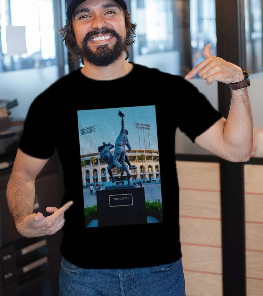 Hernandez Pages The Catch Dodgers World Series Monument T-Shirt