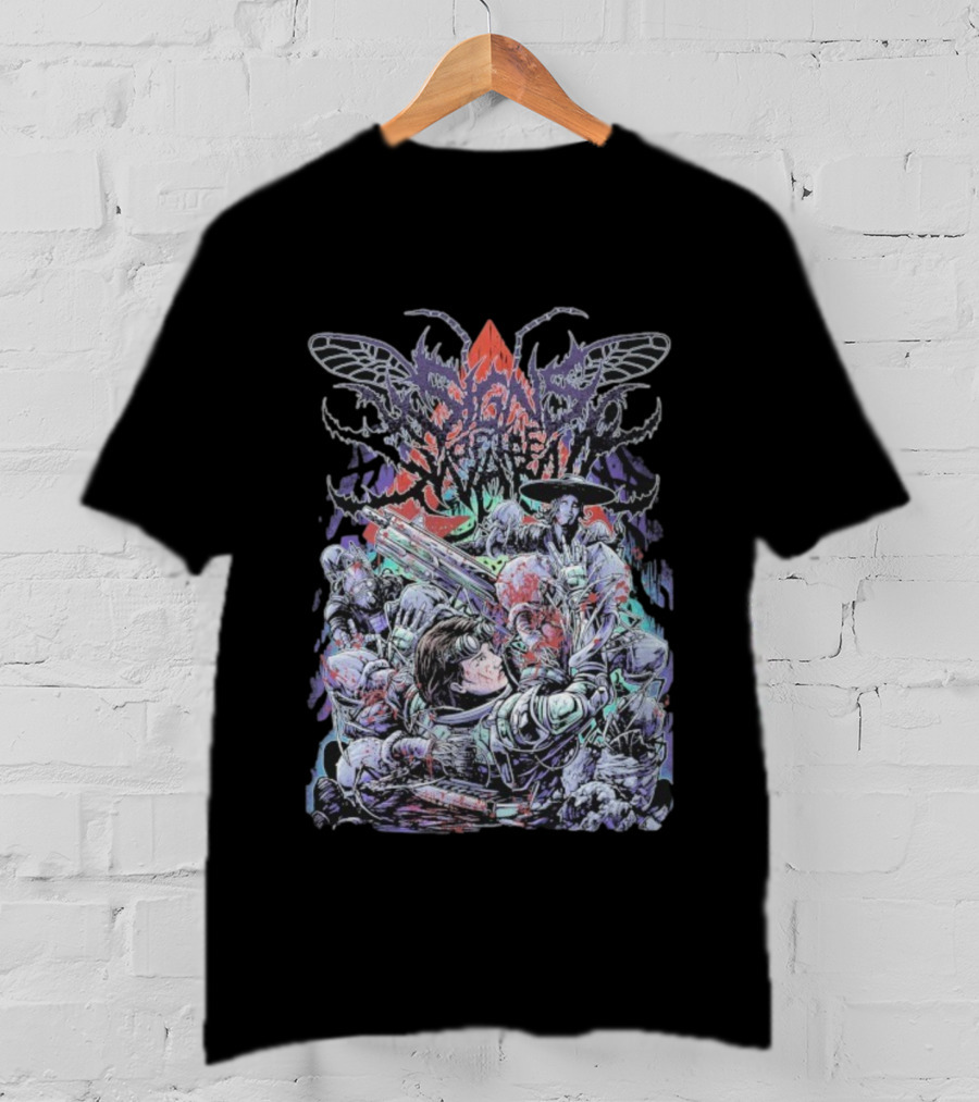 Signs Of The Swarm Apex Alien Invasion Warriors Battle Scene T-Shirt