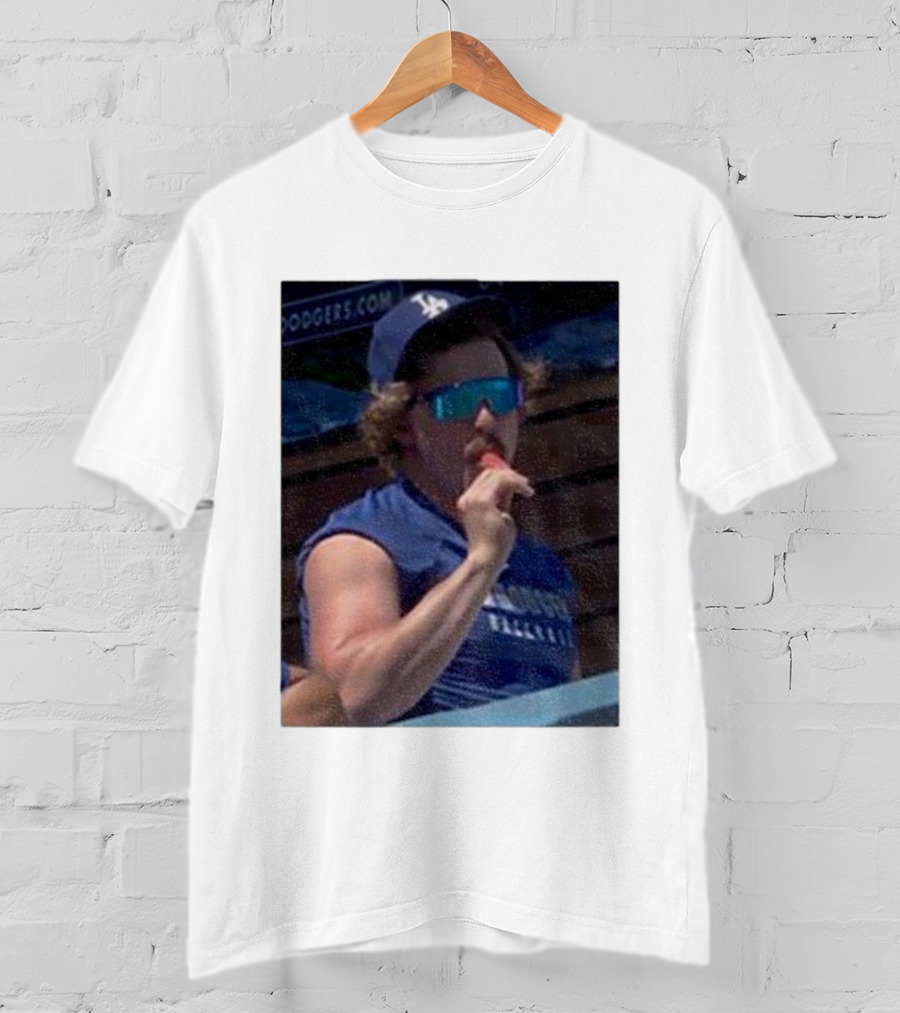 Dodgers Kike Hernandez Eating Popsicle Photo With LA Cap T-Shirt