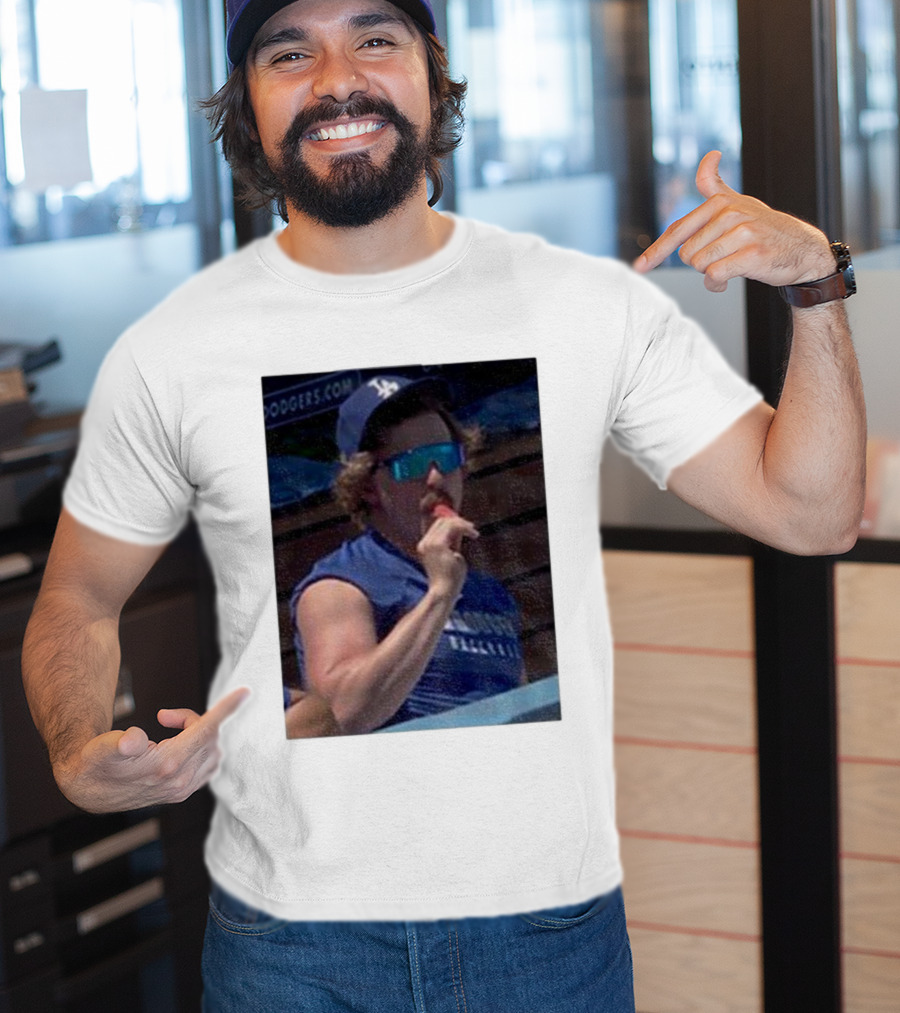 Dodgers Kike Hernandez Eating Popsicle Photo With LA Cap T-Shirt