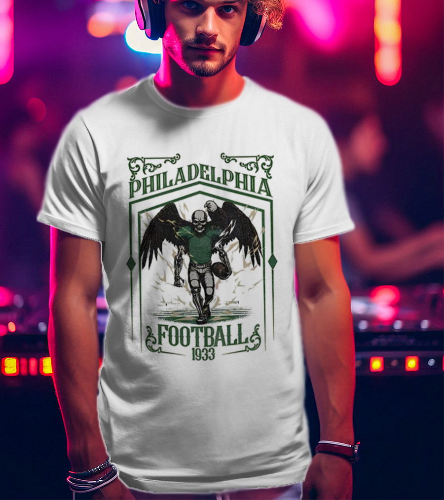 Philadelphia Eagles Skull Football 1933 Game Day T-Shirt