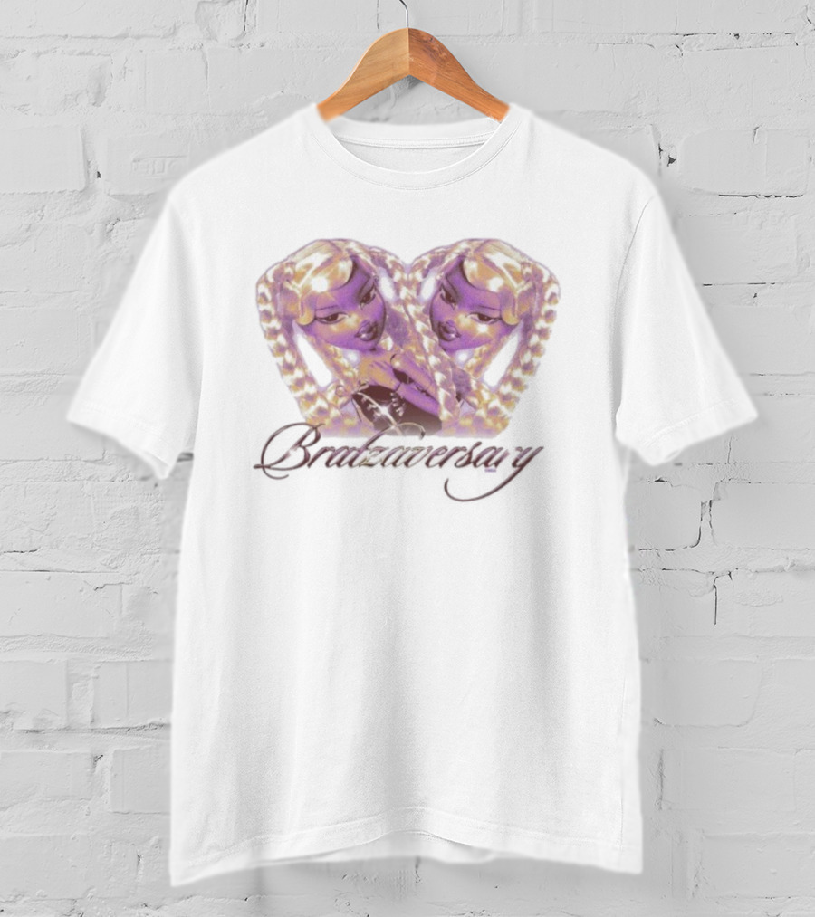 Bratz Twinning Bratzaversary Heart Design T-Shirt
