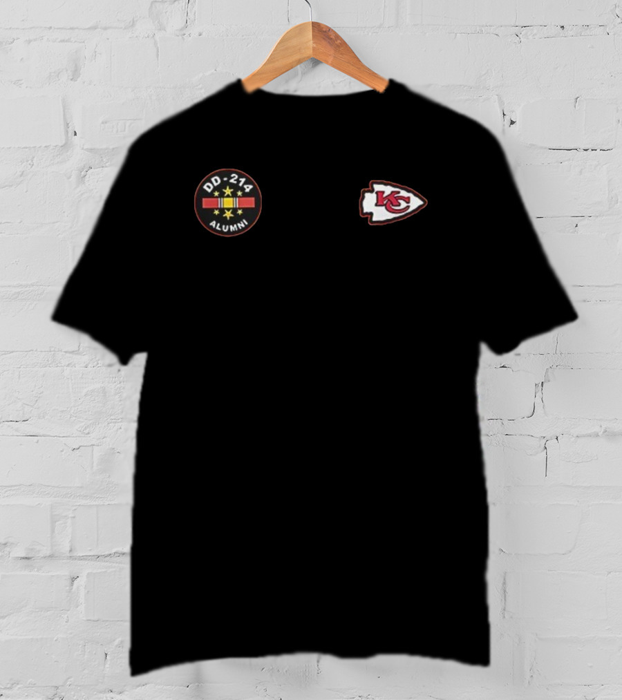 Kansas City Chiefs Never Underestimate A Commanders Fan DD-214 Alumni T-Shirt