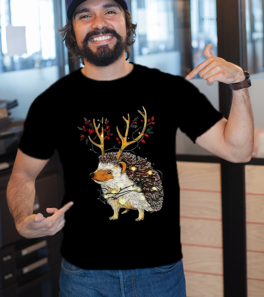 Hedgehog With Antlers Wearing String Of Lights Christmas Holiday Design T-Shirt
