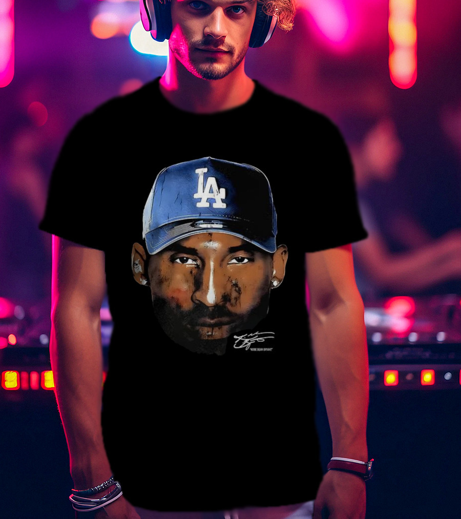 Kobe Bryant LA Dodgers Big Face Signature Cap T-Shirt