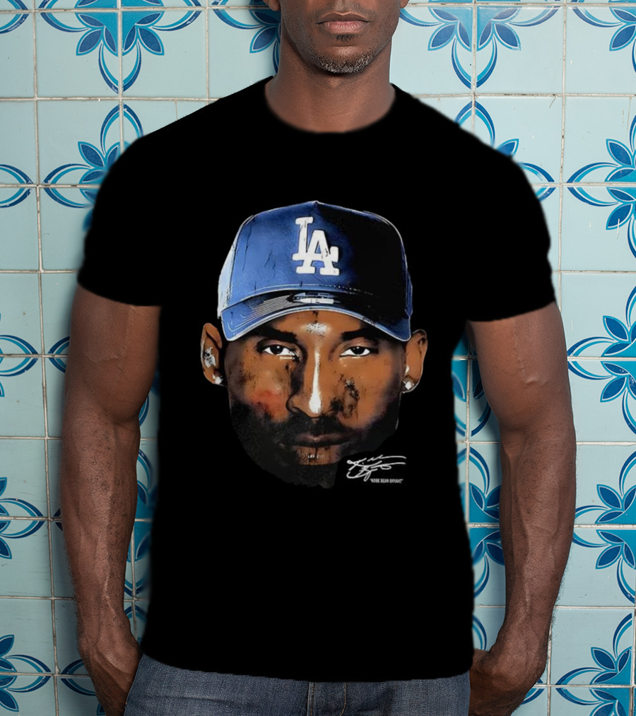 Kobe Bryant LA Dodgers Big Face Signature Cap T-Shirt