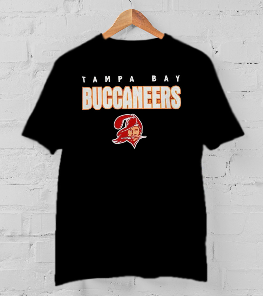Tampa Bay Buccaneers Vintage Bucco Bruce Retro Style T-Shirt