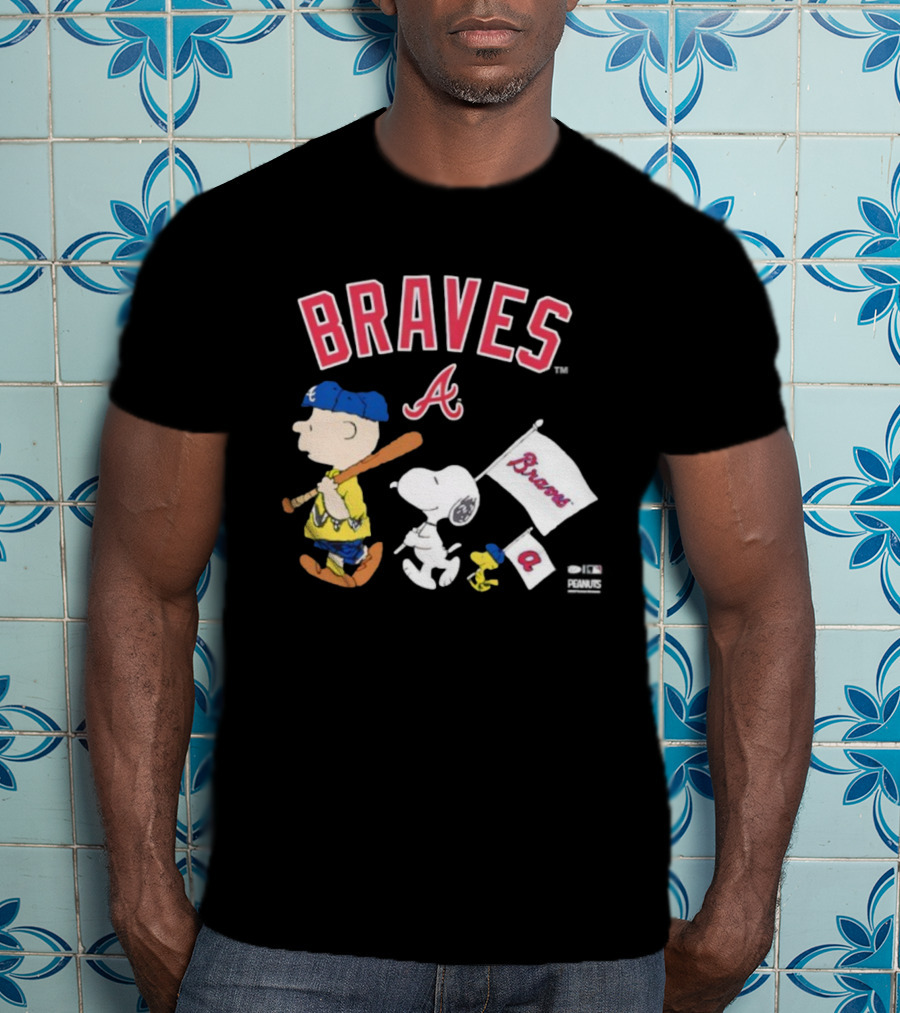 Atlanta Braves Peanuts Characters Snoopy Woodstock Charlie Brown Flag T-Shirt
