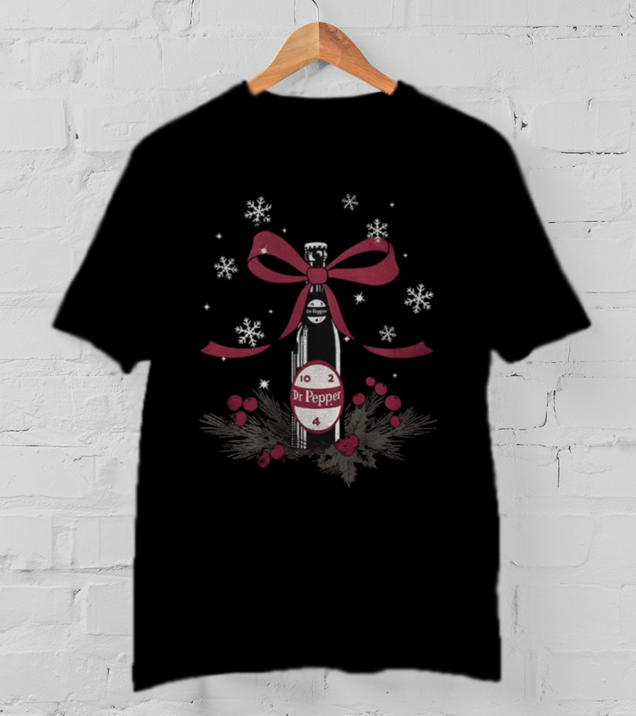 Dr Pepper Christmas Bow Bottle With Snowflakes And Berries T-Shirt
