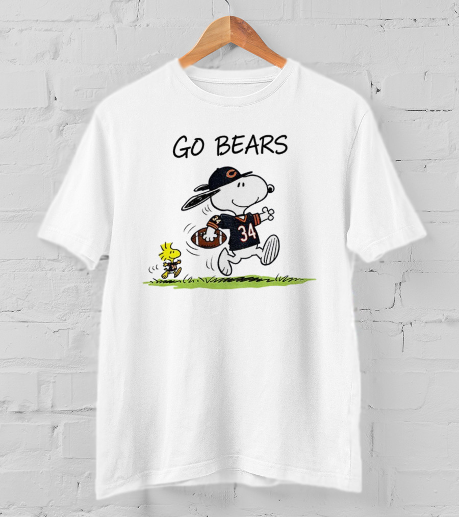 Snoopy Woodstock Chicago Bears Football Go Bears Cartoon Characters T-Shirt