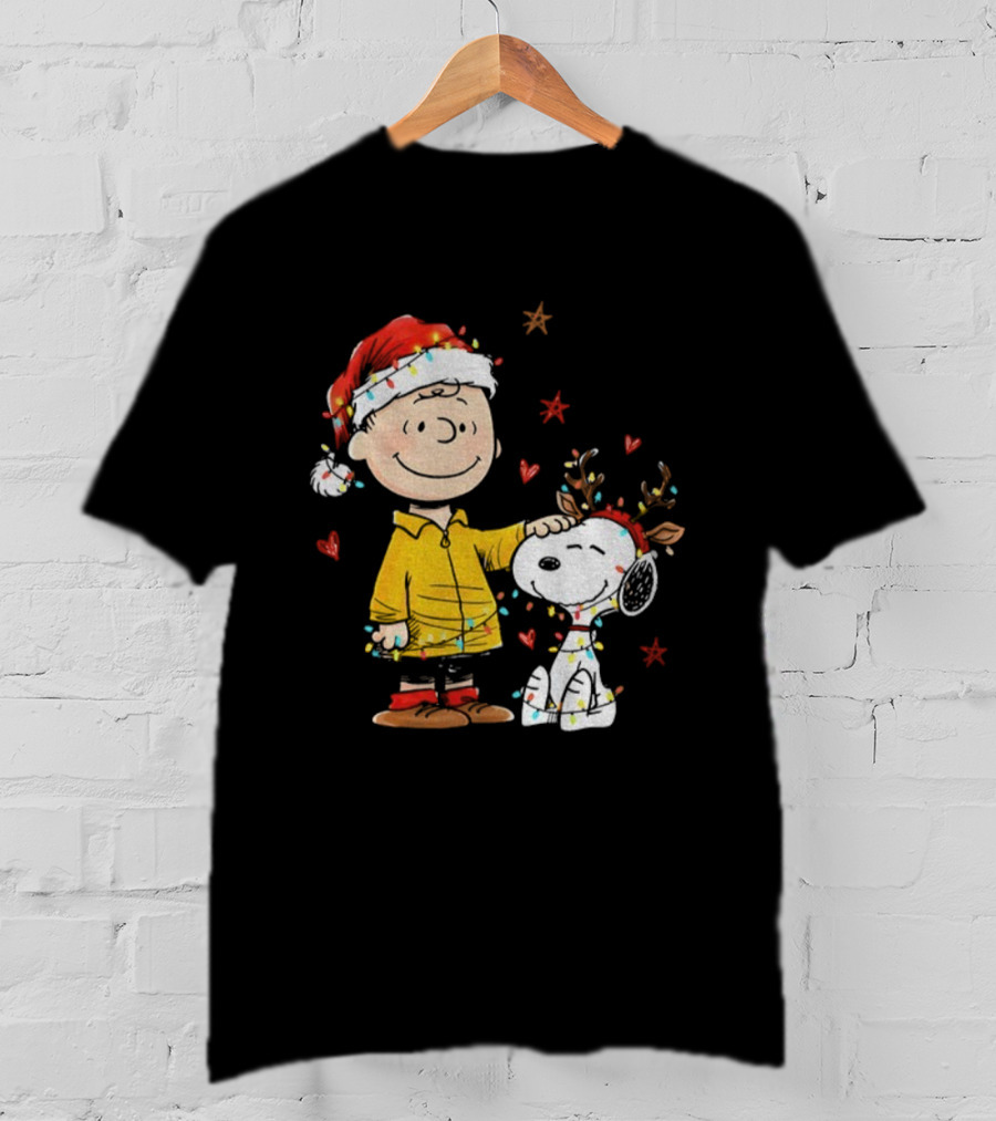 Charlie Brown Snoopy Santa Hat Merry Christmas Reindeer Holiday Lights T-Shirt