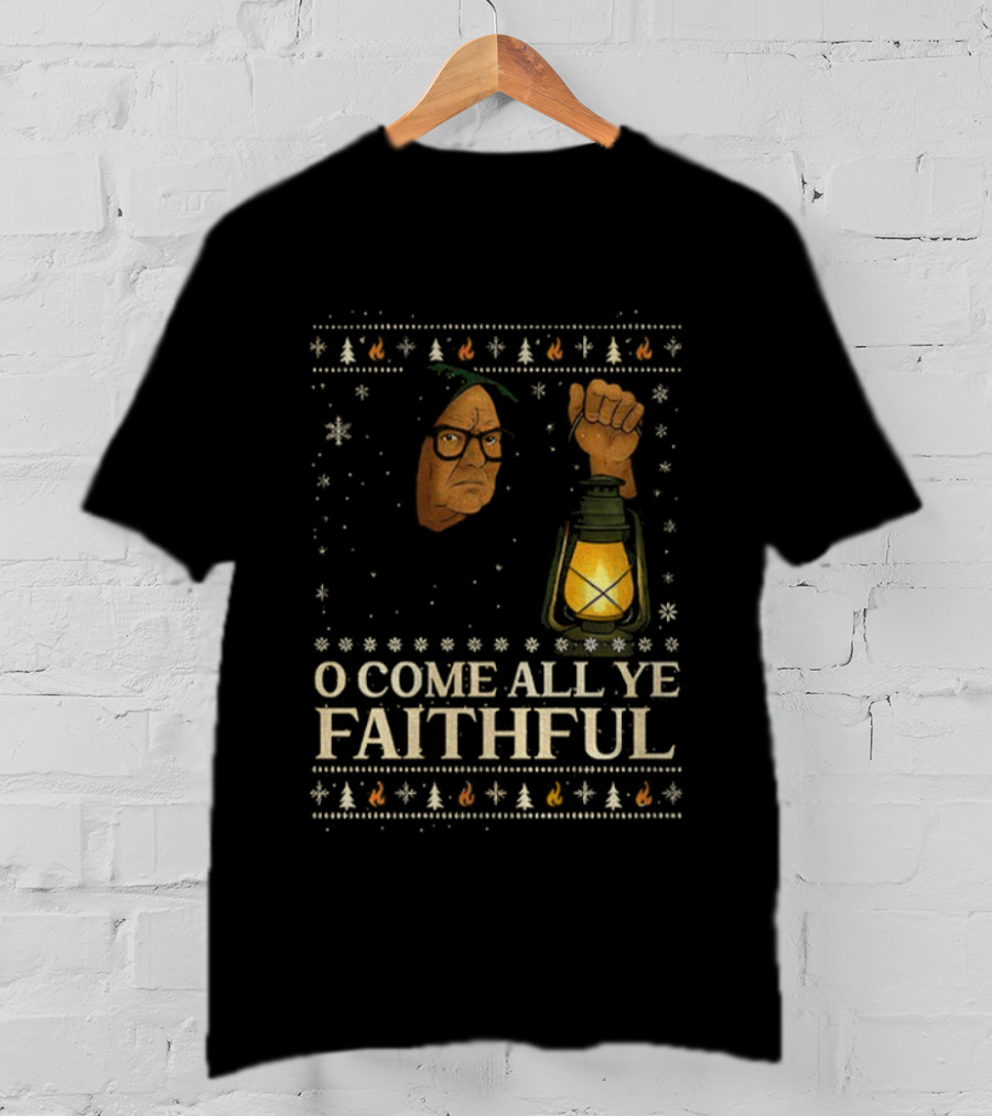 O Come All Ye Faithful Funny Traitors Christmas Sweater Lantern Design T-Shirt