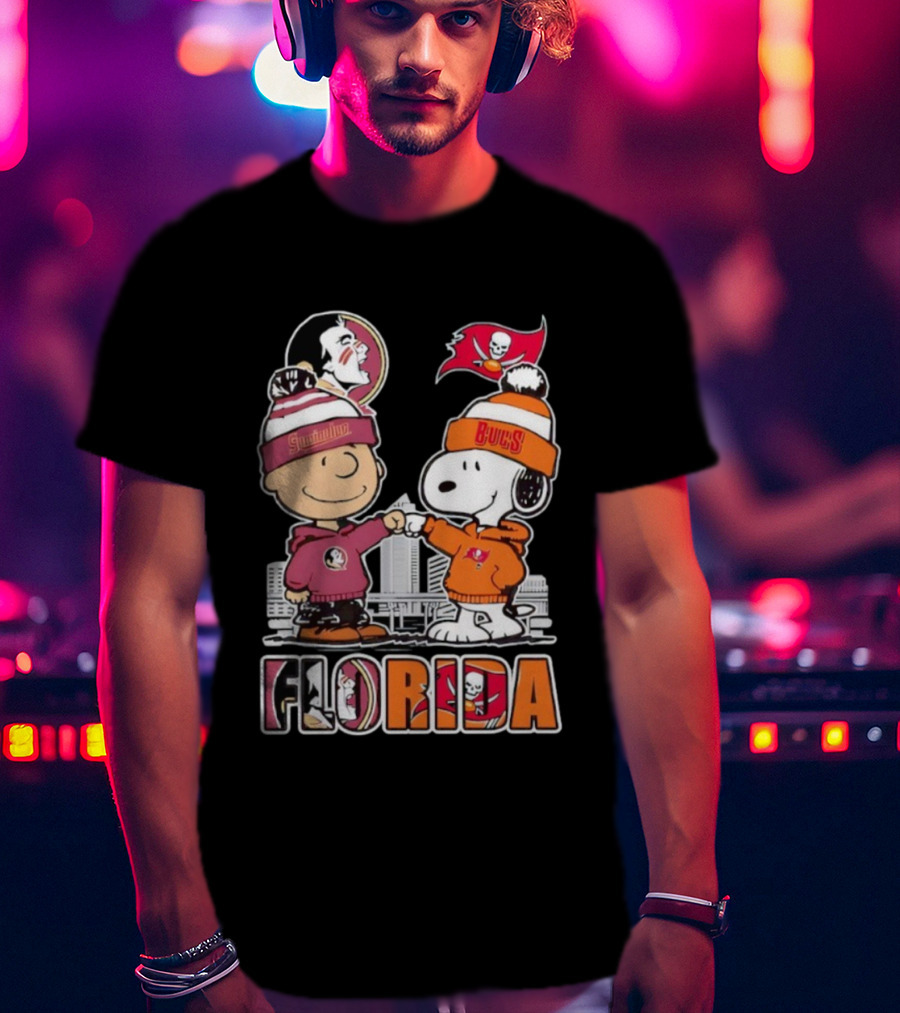 Charlie Brown And Snoopy Florida State Seminoles Tampa Bay Buccaneers Fist Bump T-Shirt