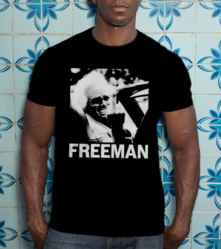 FREEMAN Smiling Iconic Black And White Face T-Shirt