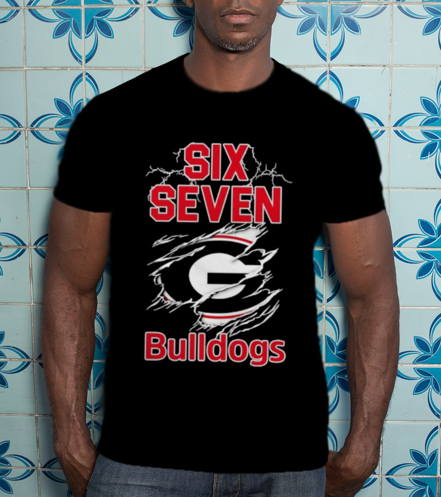 Six Seven Georgia Bulldogs Football Team Showdown T-Shirt