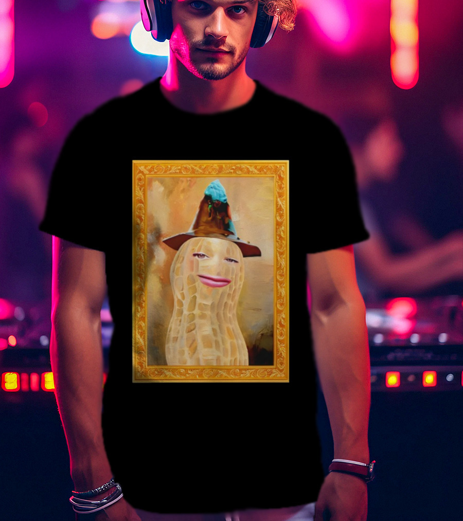 Theburntpeanut Renaissance Portrait With Hat And Blue Figurine T-Shirt