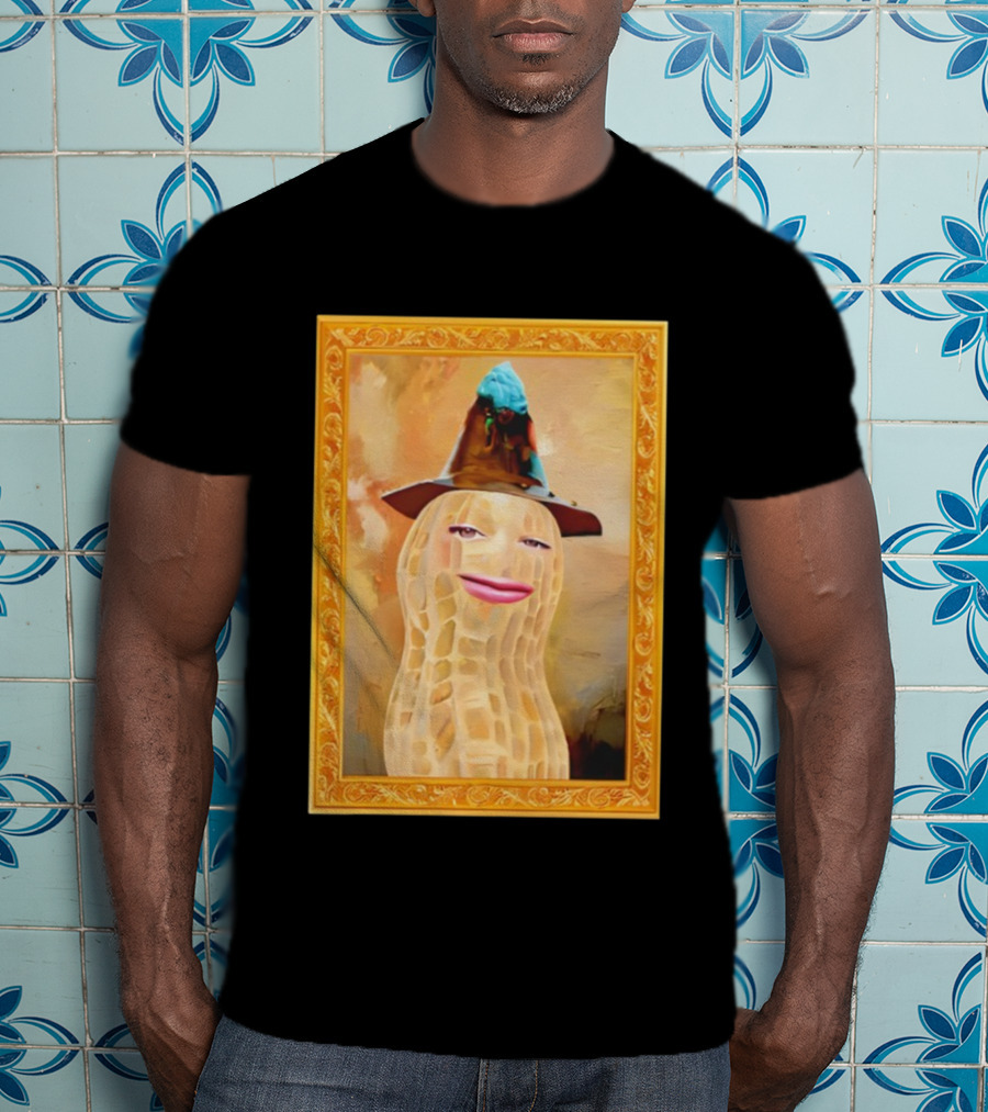 Theburntpeanut Renaissance Portrait With Hat And Blue Figurine T-Shirt