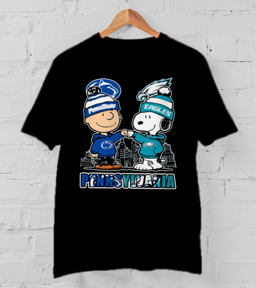 Charlie Brown Snoopy Philadelphia Eagles Penn State Pennsylvania Fist Bump T-Shirt