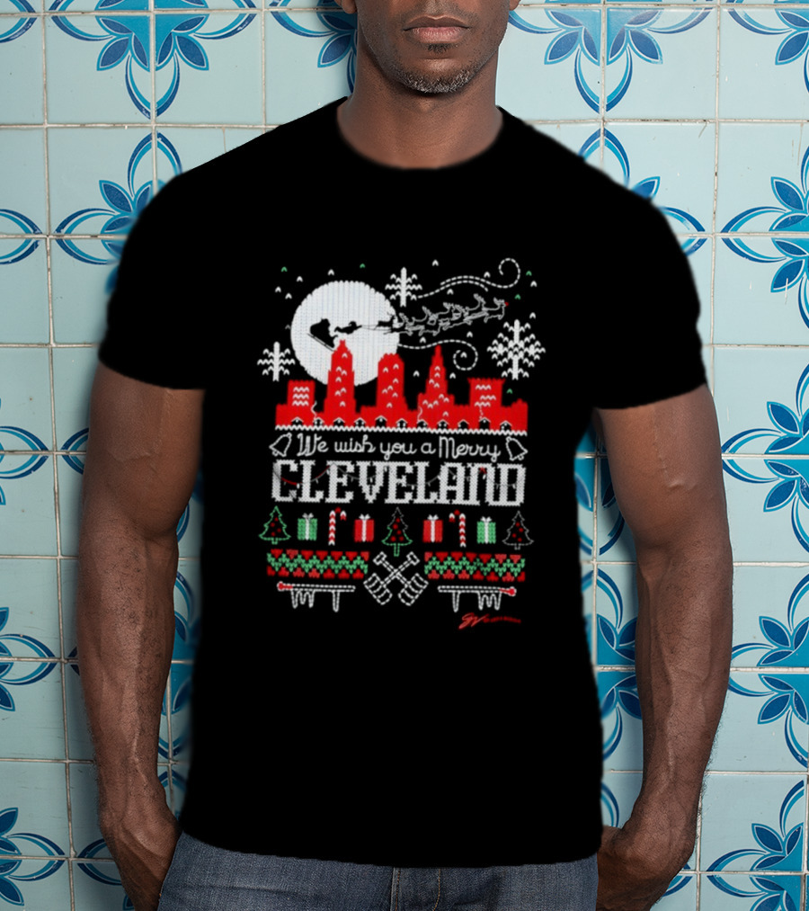 We Wish You A Merry Cleveland Christmas Skyline Santa And Gifts T-Shirt
