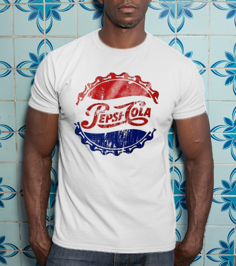 Pepsi Cola Vintage Bottle Cap Distressed Red White Blue T-Shirt