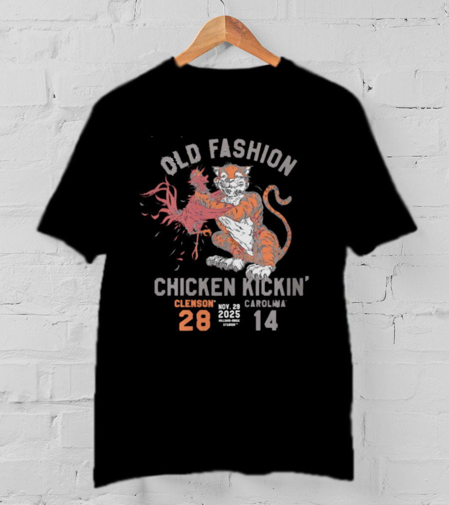 Old Fashion Chicken Kickin’ Carolina Mascots 25 14 T-Shirt