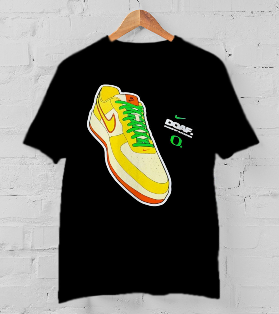 Oregon Ducks DOAF Hatched Heat Nike Sneaker T-Shirt