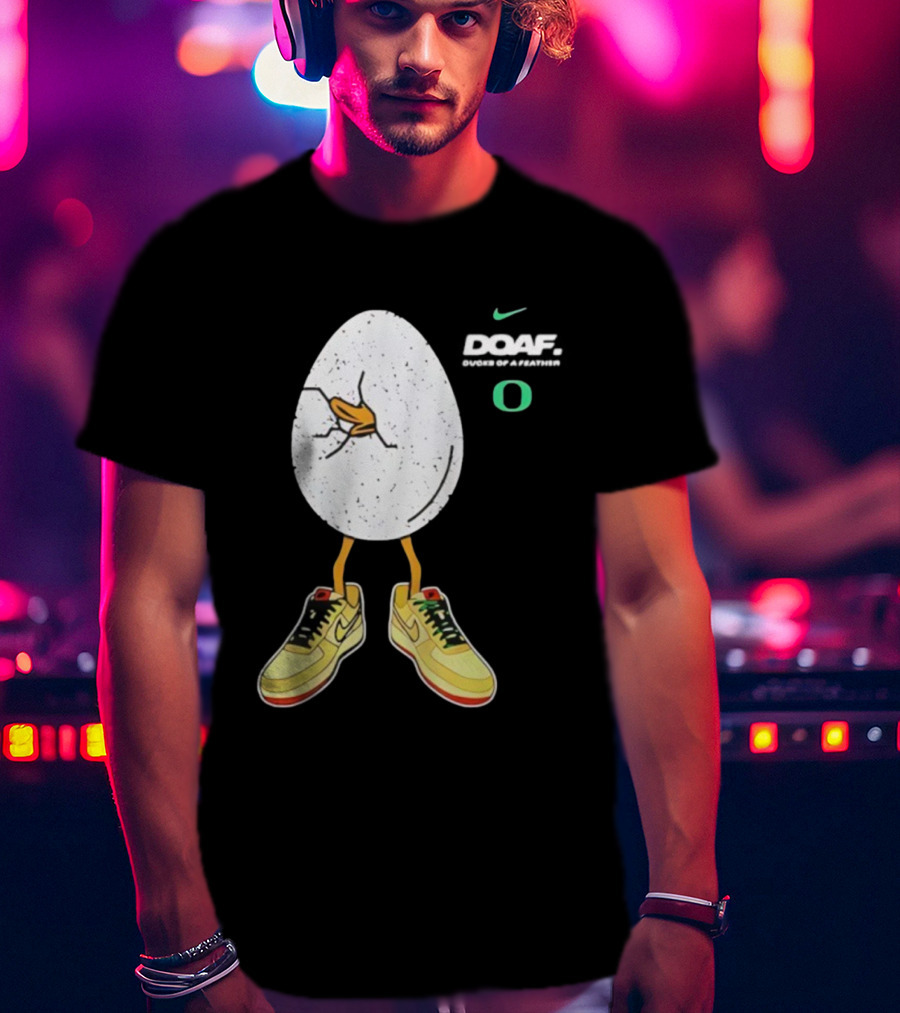 Oregon Football Duck Nike Egg Sneaker Design T-Shirt