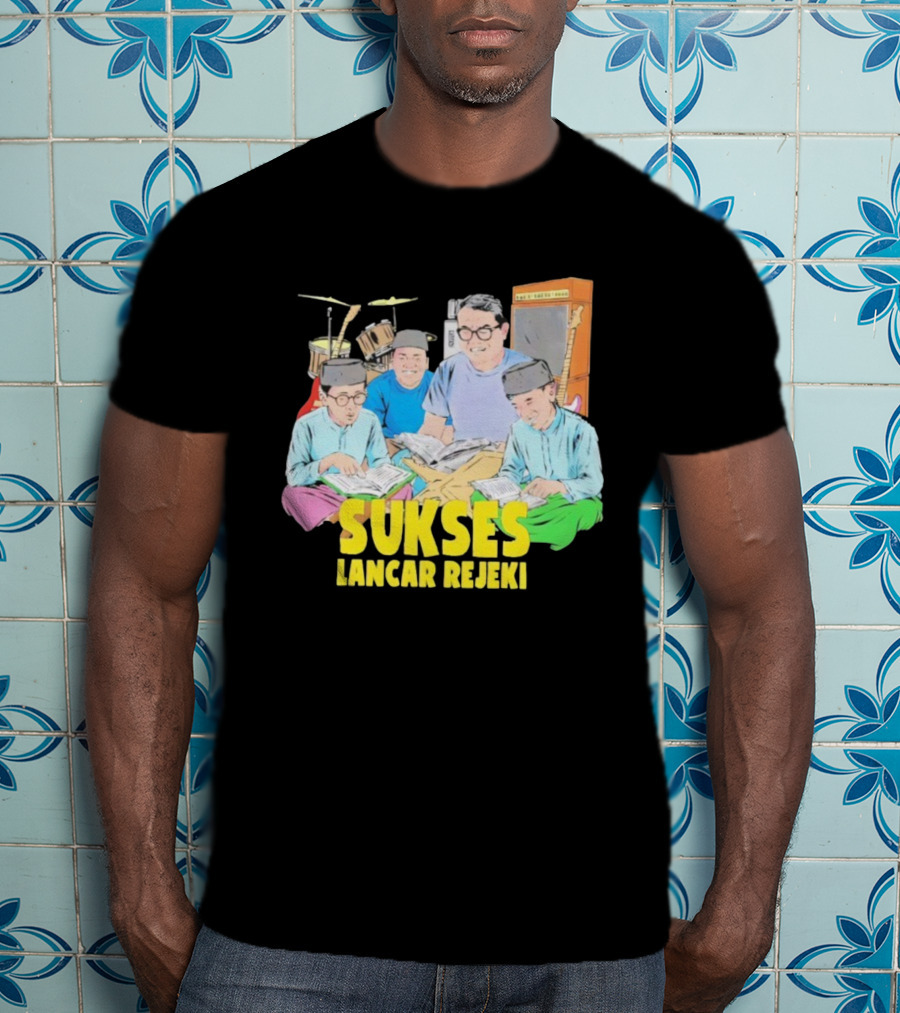Sukses Lancar Rejeki Illustration With Reading Group And Musical Instruments T-Shirt