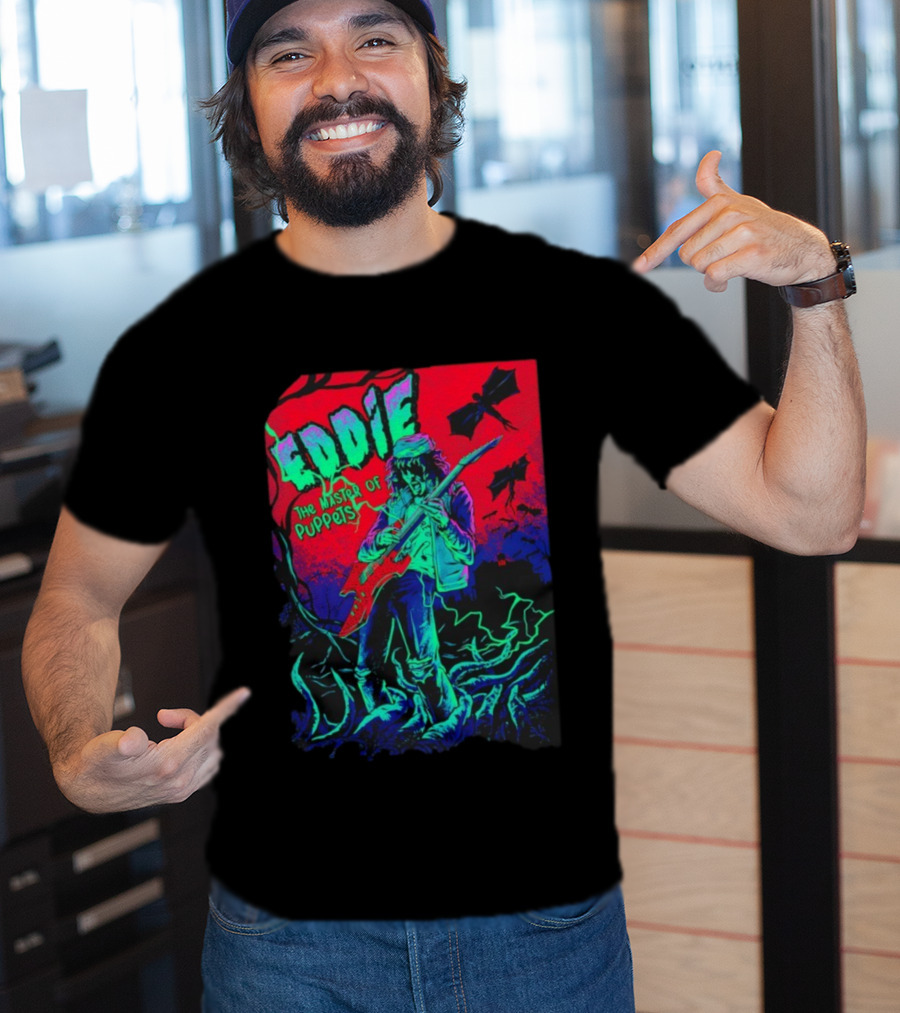 Eddie The Master Of Puppets Vintage Style Electric Guitar Player With Bats T-Shirt