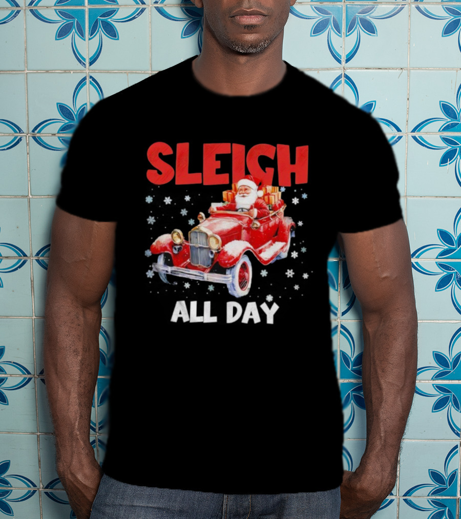 Sleigh Santa Claus Driving Vintage Car Merry Christmas T-Shirt