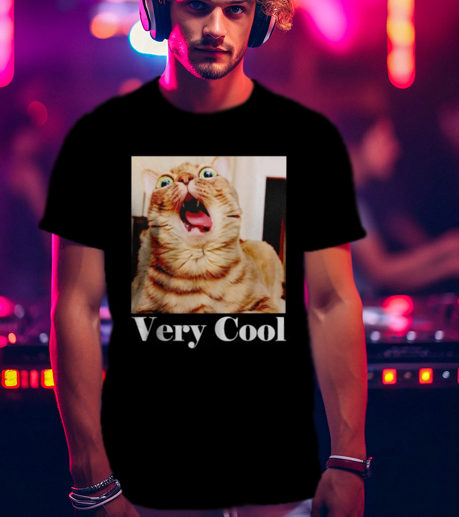 Silly Cat Meme Humor Very Cool Funny Cats T-Shirt