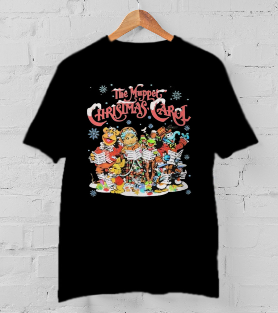 The Muppet Christmas Carol Vintage Characters Holiday Scene T-Shirt