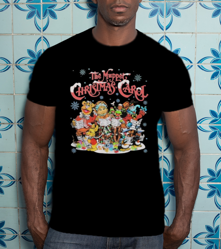 The Muppet Christmas Carol Vintage Characters Holiday Scene T-Shirt