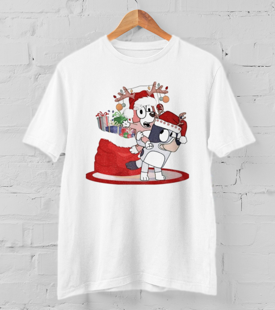 Bluey And Bingo Reindeer Santa Hat Merry Christmas Festive Celebration T-Shirt