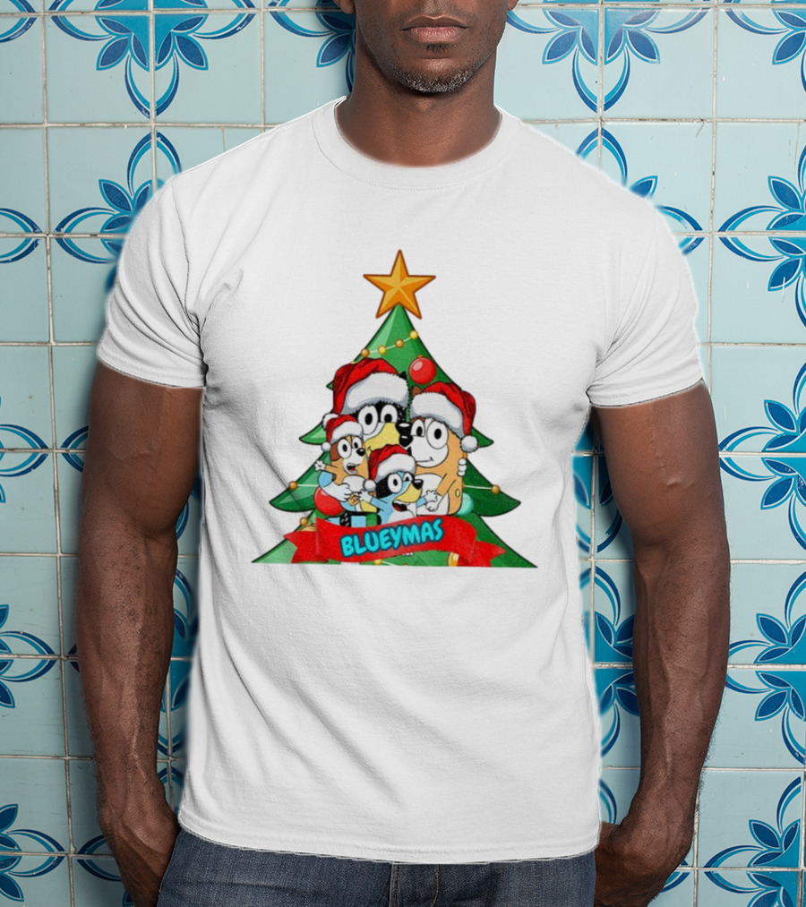 Bluey Family Christmas Tree Blueymas Merry Christmas Santa Hats T-Shirt
