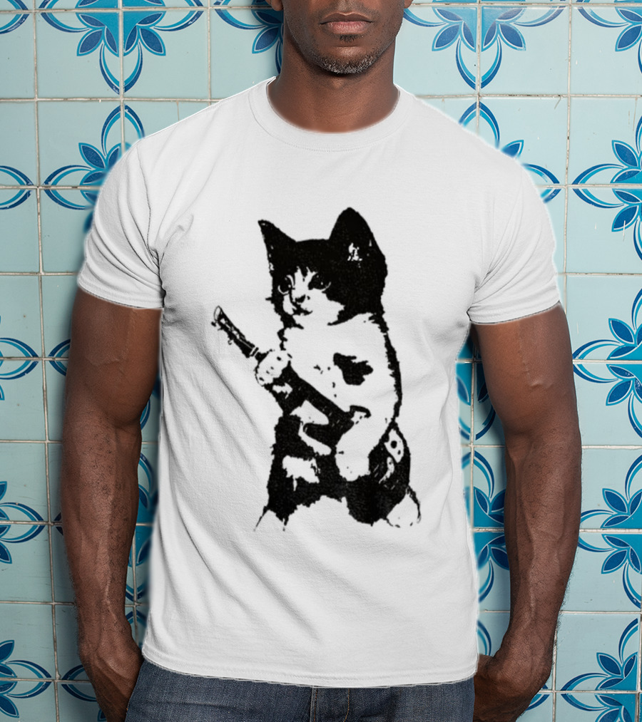 Rockstar Kitten Vintage Gun Holder Retro Style T-Shirt