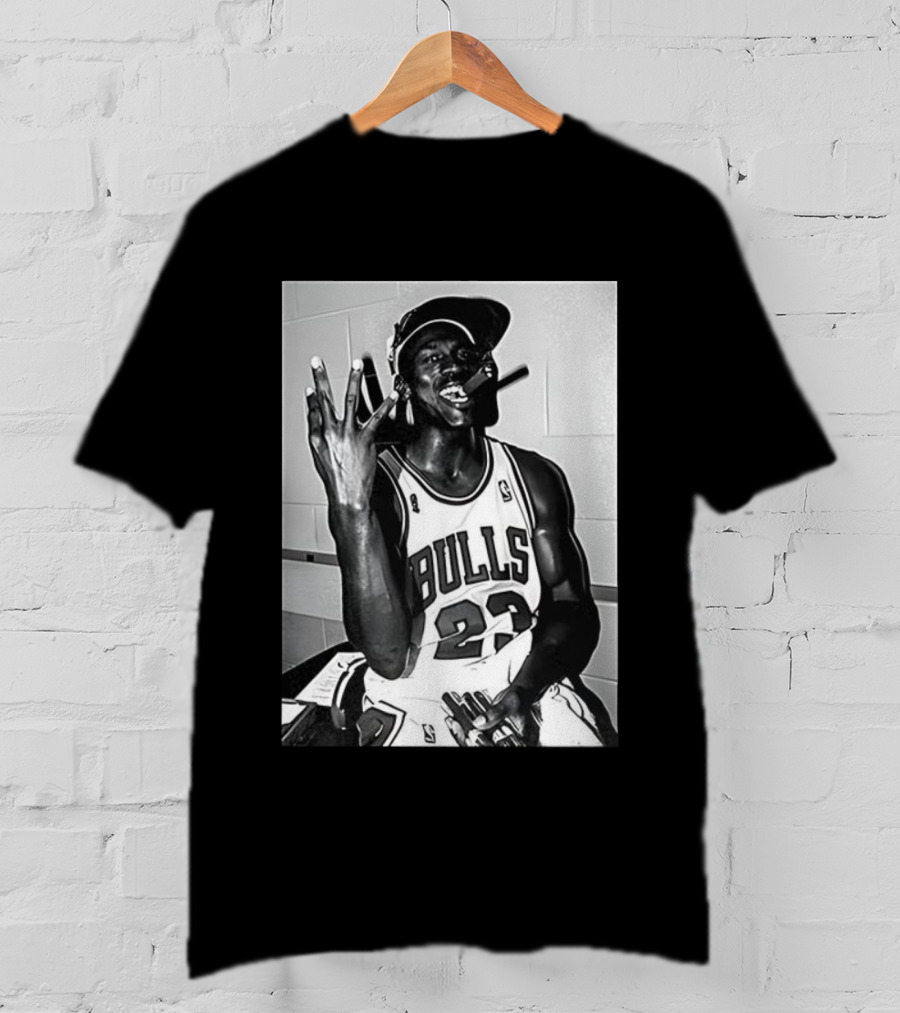 Chicago Bulls Michael 23 Cigar Celebration 4x Champions T-Shirt