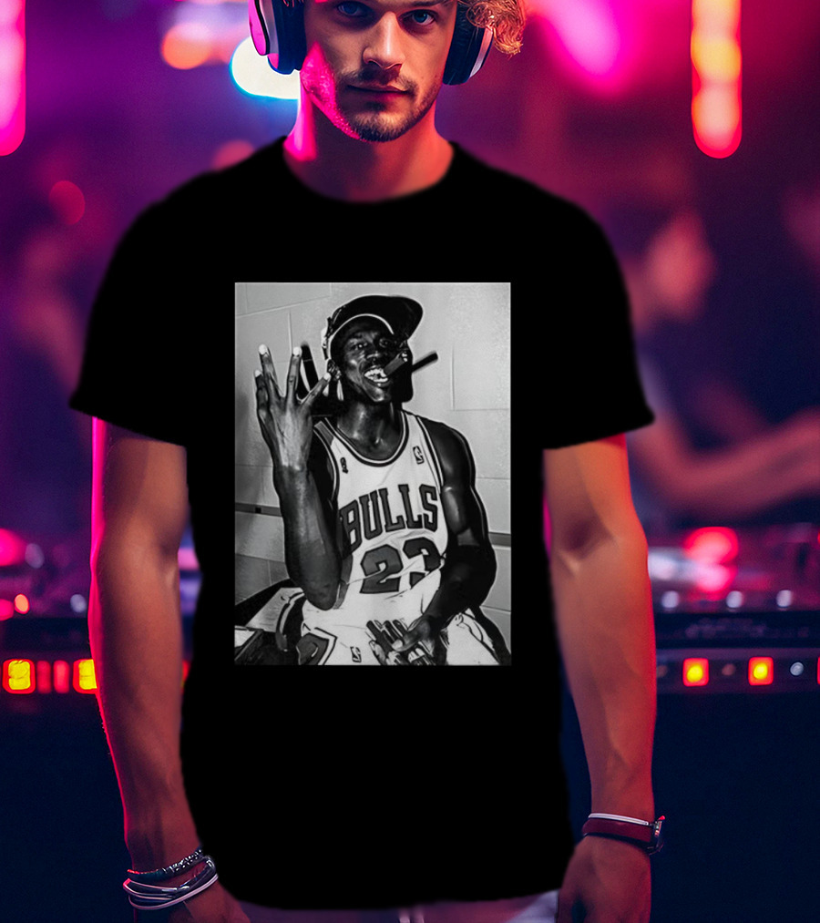 Chicago Bulls Michael 23 Cigar Celebration 4x Champions T-Shirt