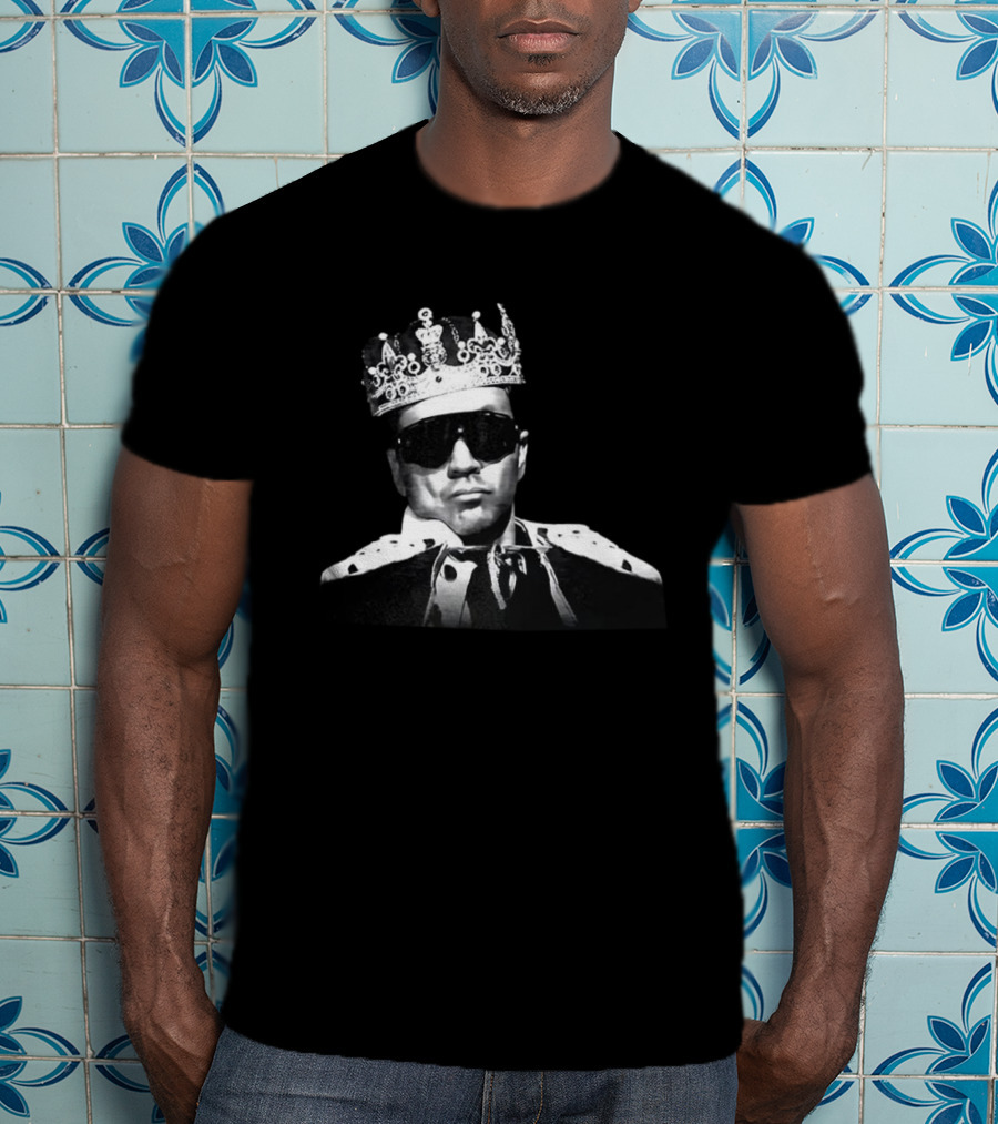 Vandy King Josh Snead Vanderbilt Commodores Iconic Crowned Portrait T-Shirt
